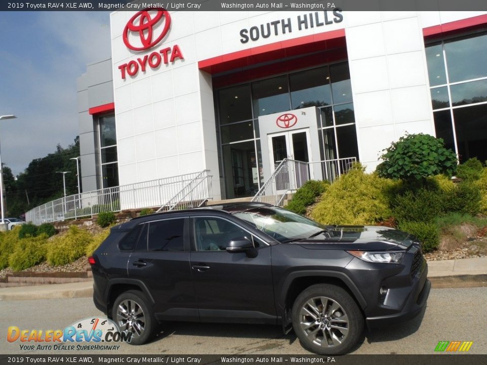 2019 Toyota RAV4 XLE AWD Magnetic Gray Metallic / Light Gray Photo #2