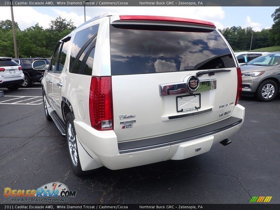 2011 Cadillac Escalade AWD White Diamond Tricoat / Cashmere/Cocoa Photo #4