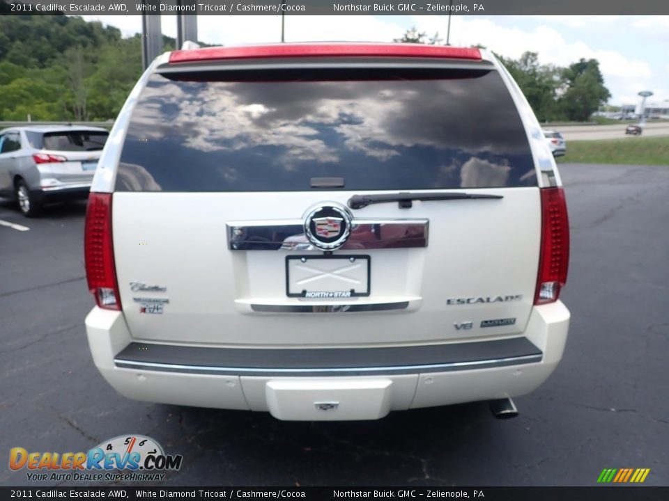 2011 Cadillac Escalade AWD White Diamond Tricoat / Cashmere/Cocoa Photo #5