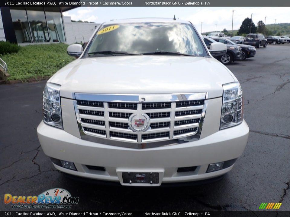 2011 Cadillac Escalade AWD White Diamond Tricoat / Cashmere/Cocoa Photo #11