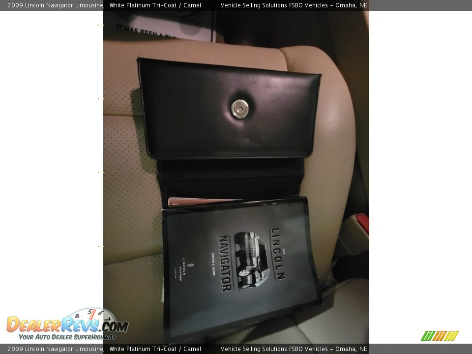 Books/Manuals of 2009 Lincoln Navigator Limousine Photo #20
