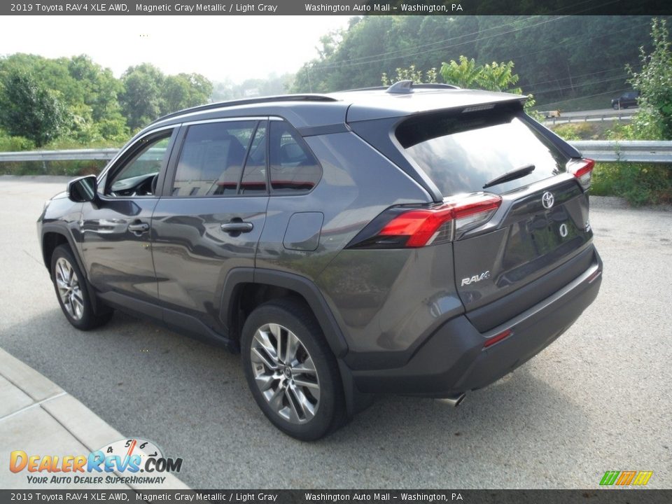 2019 Toyota RAV4 XLE AWD Magnetic Gray Metallic / Light Gray Photo #14