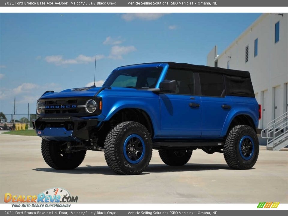 2021 Ford Bronco Base 4x4 4-Door Velocity Blue / Black Onyx Photo #7