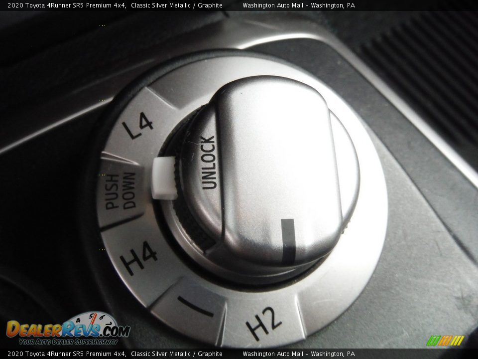 2020 Toyota 4Runner SR5 Premium 4x4 Classic Silver Metallic / Graphite Photo #27