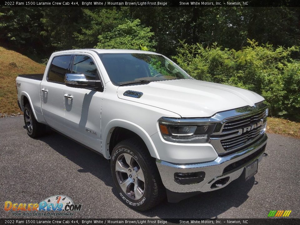 2022 Ram 1500 Laramie Crew Cab 4x4 Bright White / Mountain Brown/Light Frost Beige Photo #4