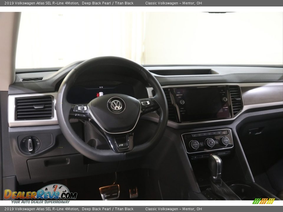 2019 Volkswagen Atlas SEL R-Line 4Motion Deep Black Pearl / Titan Black Photo #6