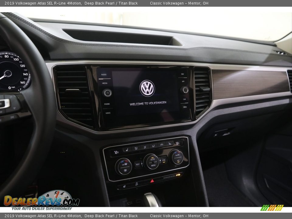 2019 Volkswagen Atlas SEL R-Line 4Motion Deep Black Pearl / Titan Black Photo #9