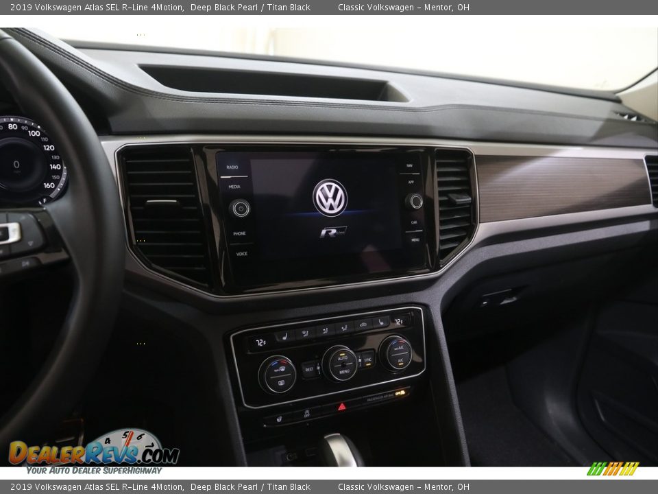 2019 Volkswagen Atlas SEL R-Line 4Motion Deep Black Pearl / Titan Black Photo #10