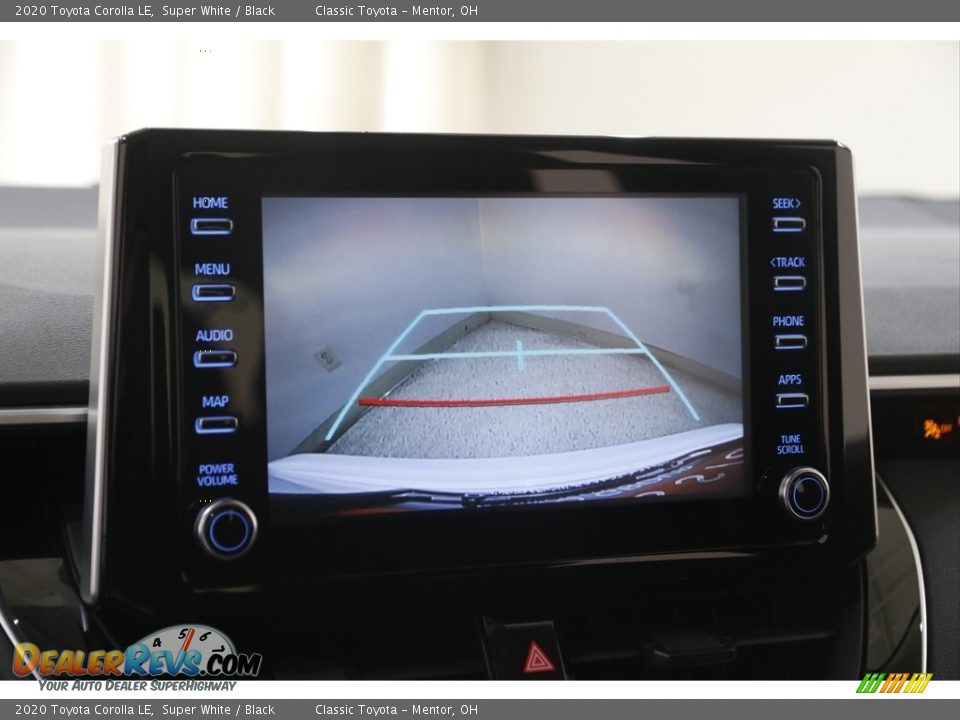 2020 Toyota Corolla LE Super White / Black Photo #11