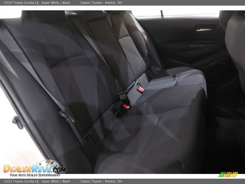 2020 Toyota Corolla LE Super White / Black Photo #14