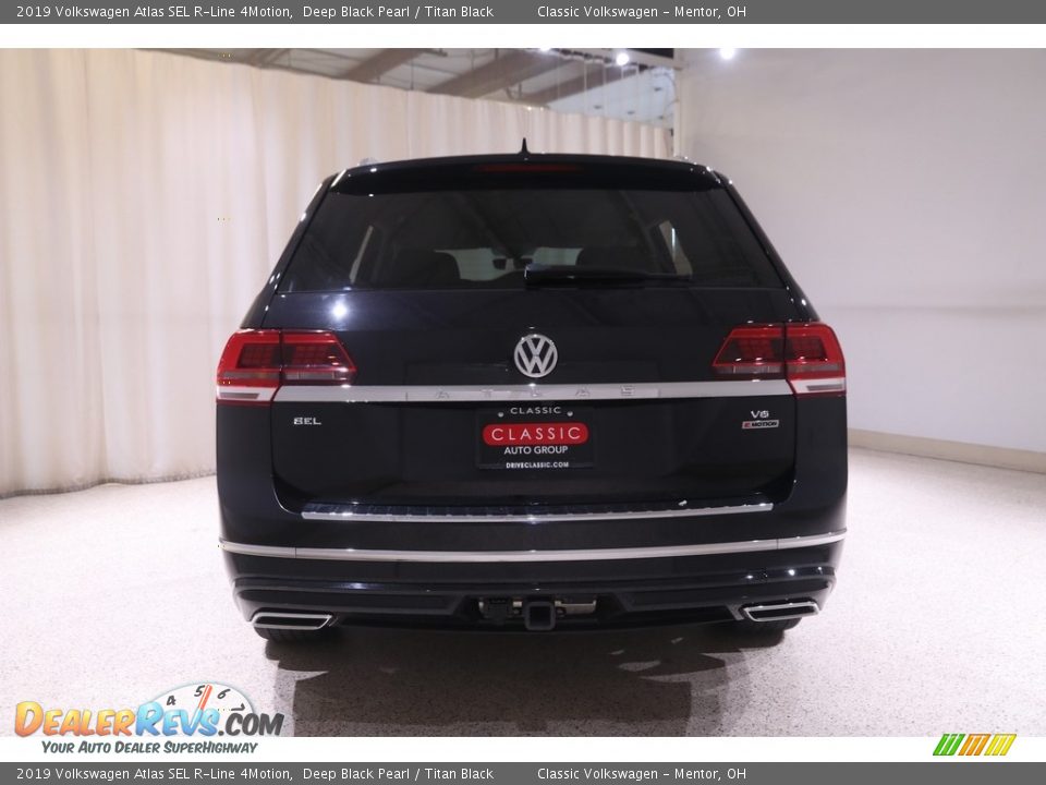 2019 Volkswagen Atlas SEL R-Line 4Motion Deep Black Pearl / Titan Black Photo #21