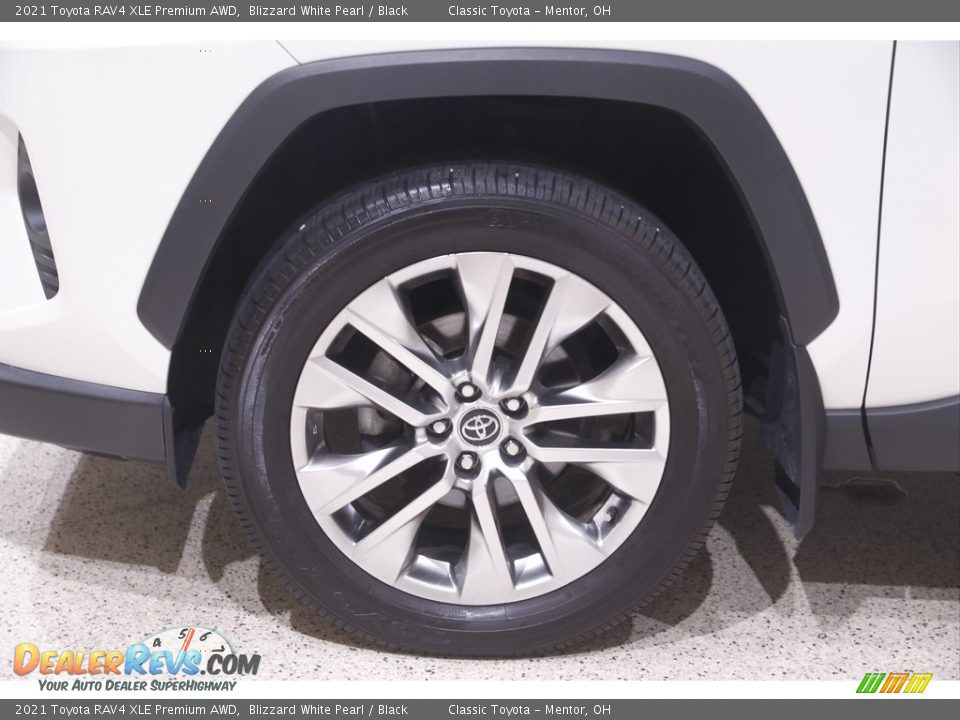 2021 Toyota RAV4 XLE Premium AWD Blizzard White Pearl / Black Photo #20