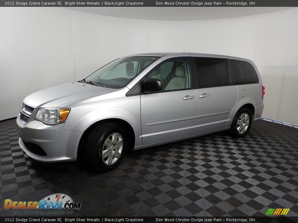 2012 Dodge Grand Caravan SE Bright Silver Metallic / Black/Light Graystone Photo #3