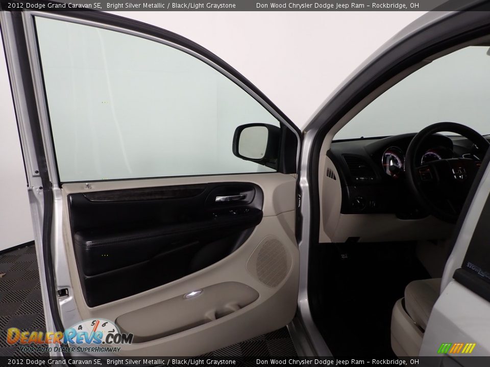 2012 Dodge Grand Caravan SE Bright Silver Metallic / Black/Light Graystone Photo #8