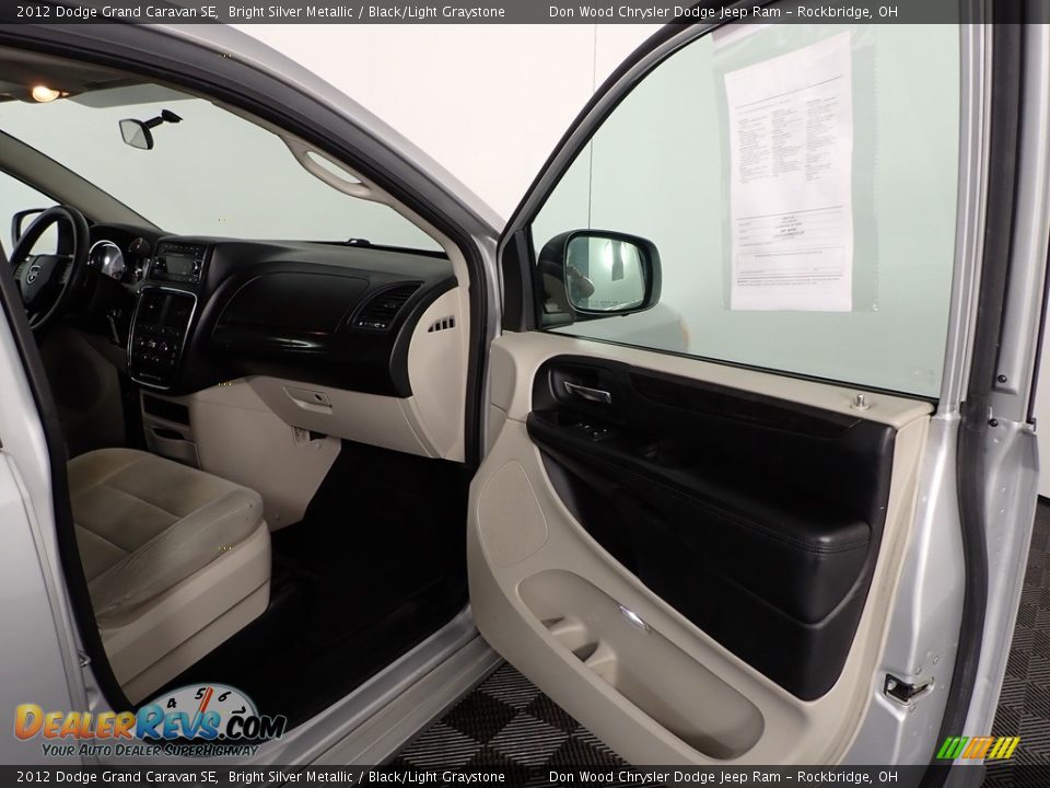 2012 Dodge Grand Caravan SE Bright Silver Metallic / Black/Light Graystone Photo #23