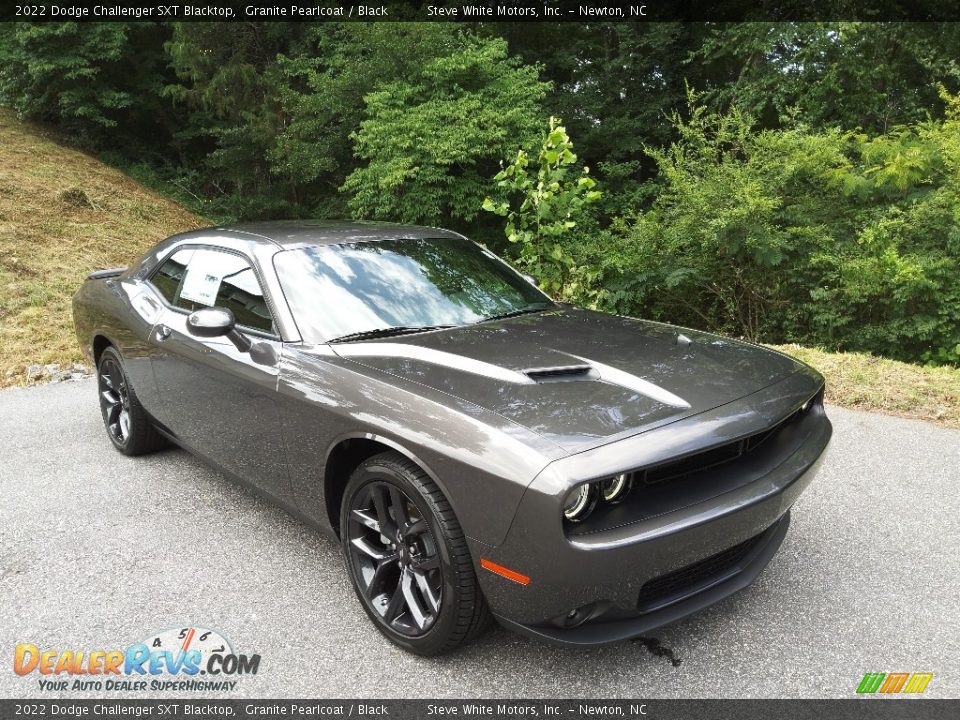 2022 Dodge Challenger SXT Blacktop Granite Pearlcoat / Black Photo #4