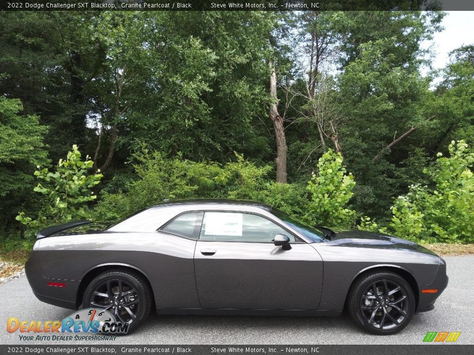 2022 Dodge Challenger SXT Blacktop Granite Pearlcoat / Black Photo #5