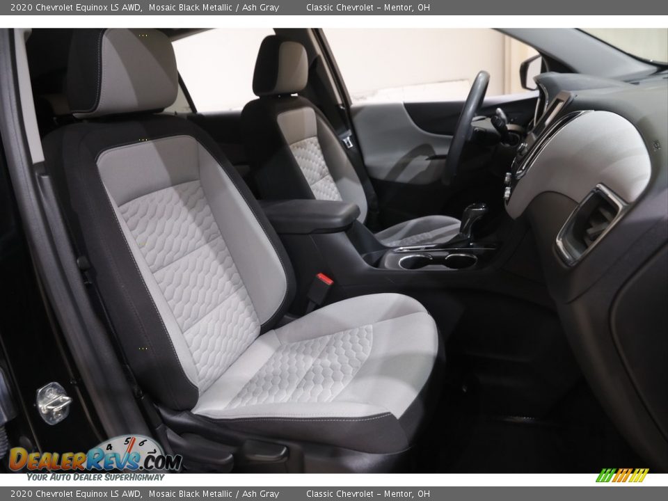 2020 Chevrolet Equinox LS AWD Mosaic Black Metallic / Ash Gray Photo #14