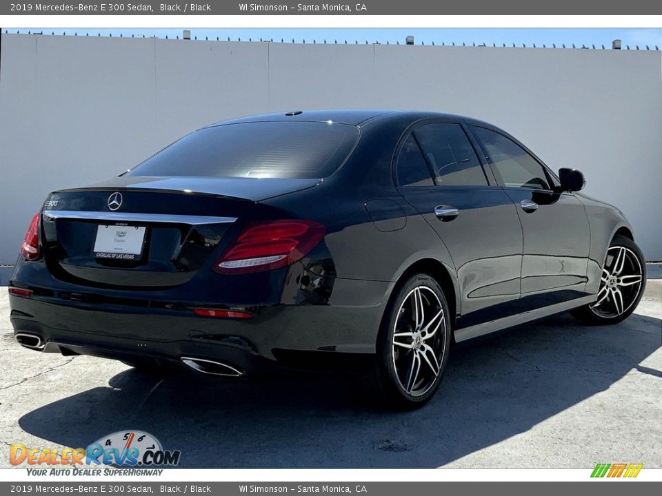 2019 Mercedes-Benz E 300 Sedan Black / Black Photo #13