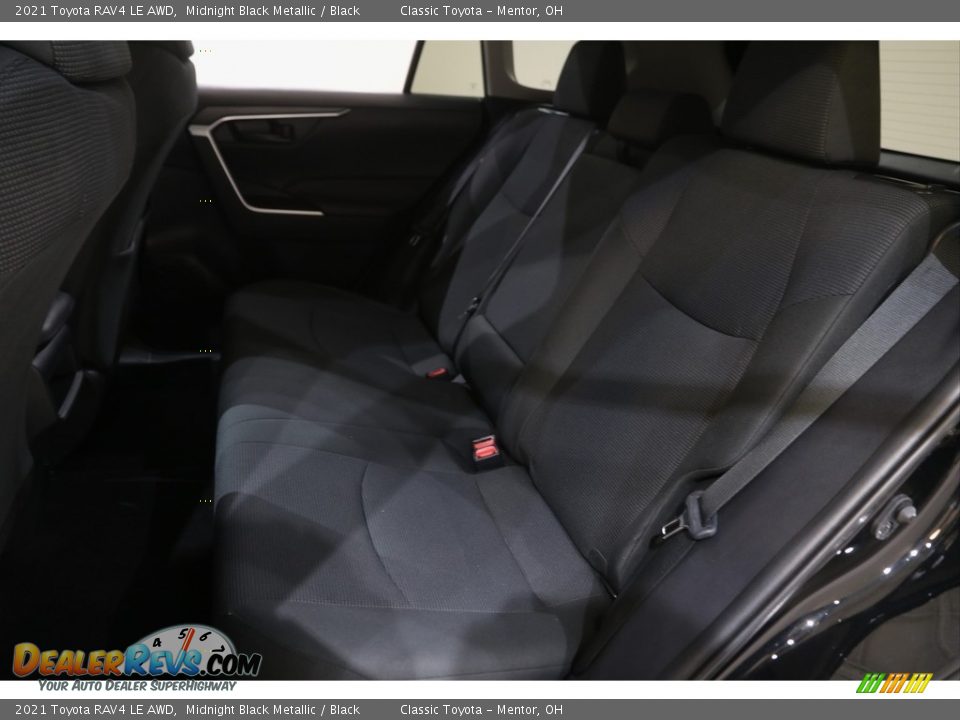2021 Toyota RAV4 LE AWD Midnight Black Metallic / Black Photo #16