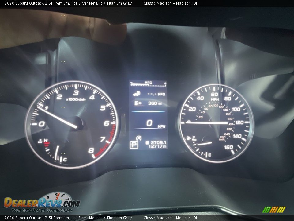 2020 Subaru Outback 2.5i Premium Ice Silver Metallic / Titanium Gray Photo #10