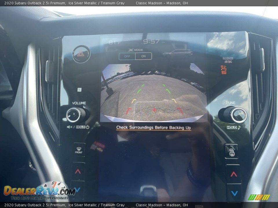 2020 Subaru Outback 2.5i Premium Ice Silver Metallic / Titanium Gray Photo #12