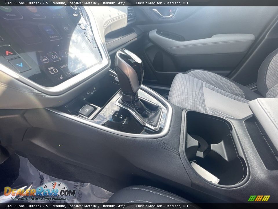 2020 Subaru Outback 2.5i Premium Ice Silver Metallic / Titanium Gray Photo #14