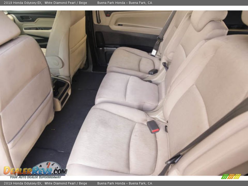 2019 Honda Odyssey EX White Diamond Pearl / Beige Photo #4