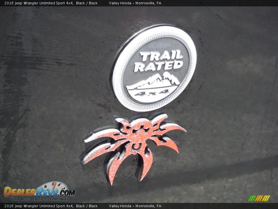 2016 Jeep Wrangler Unlimited Sport 4x4 Black / Black Photo #4