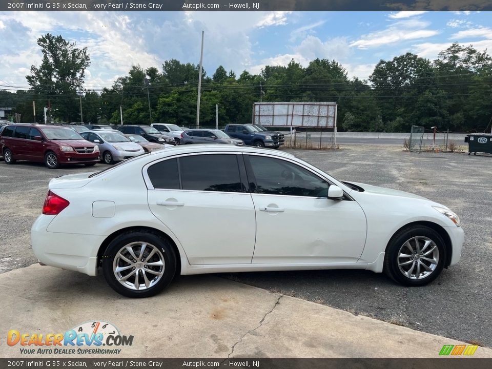 2007 Infiniti G 35 x Sedan Ivory Pearl / Stone Gray Photo #11