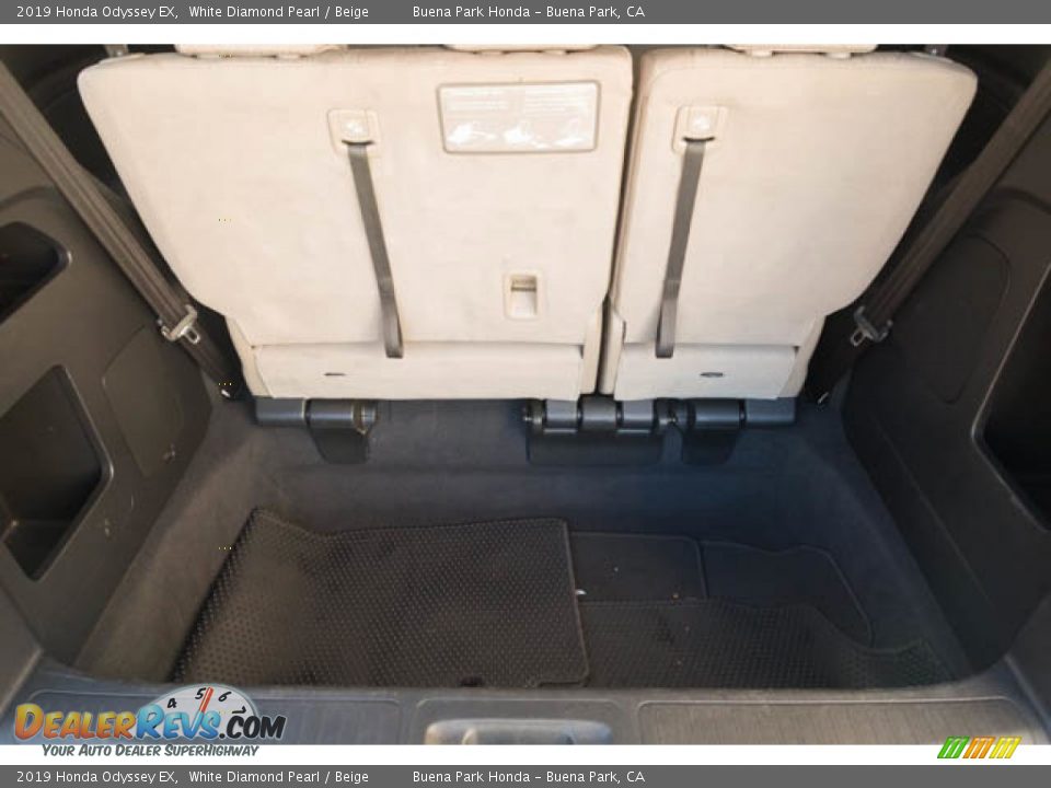 2019 Honda Odyssey EX White Diamond Pearl / Beige Photo #20