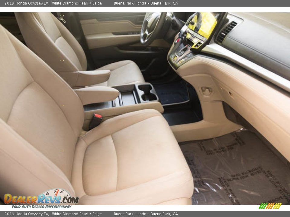 2019 Honda Odyssey EX White Diamond Pearl / Beige Photo #24