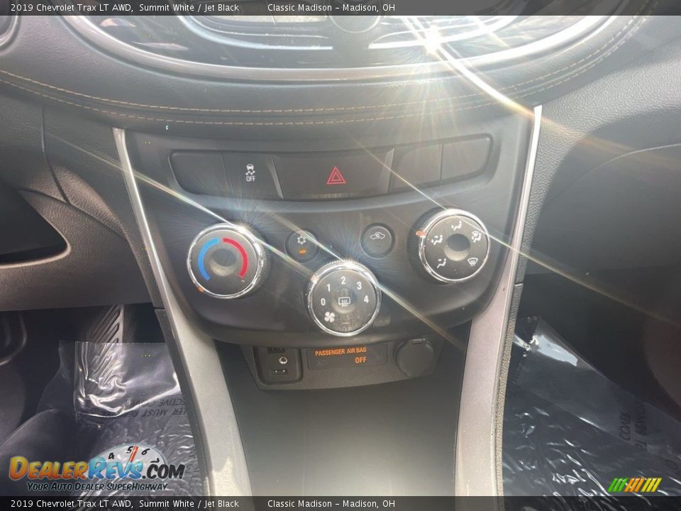 2019 Chevrolet Trax LT AWD Summit White / Jet Black Photo #13