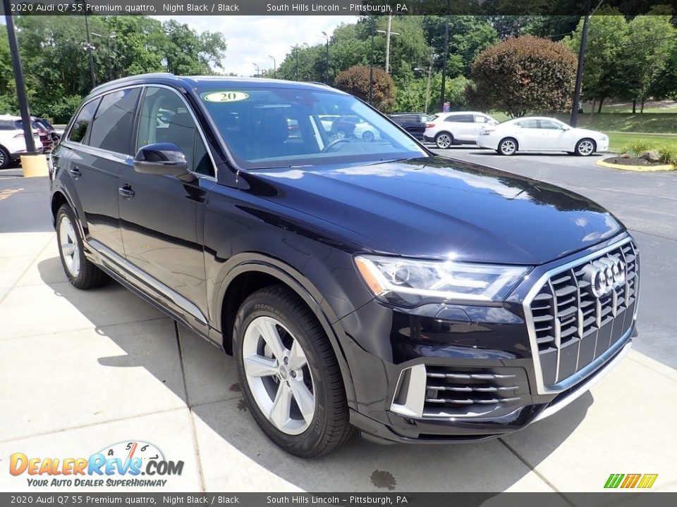 Front 3/4 View of 2020 Audi Q7 55 Premium quattro Photo #8