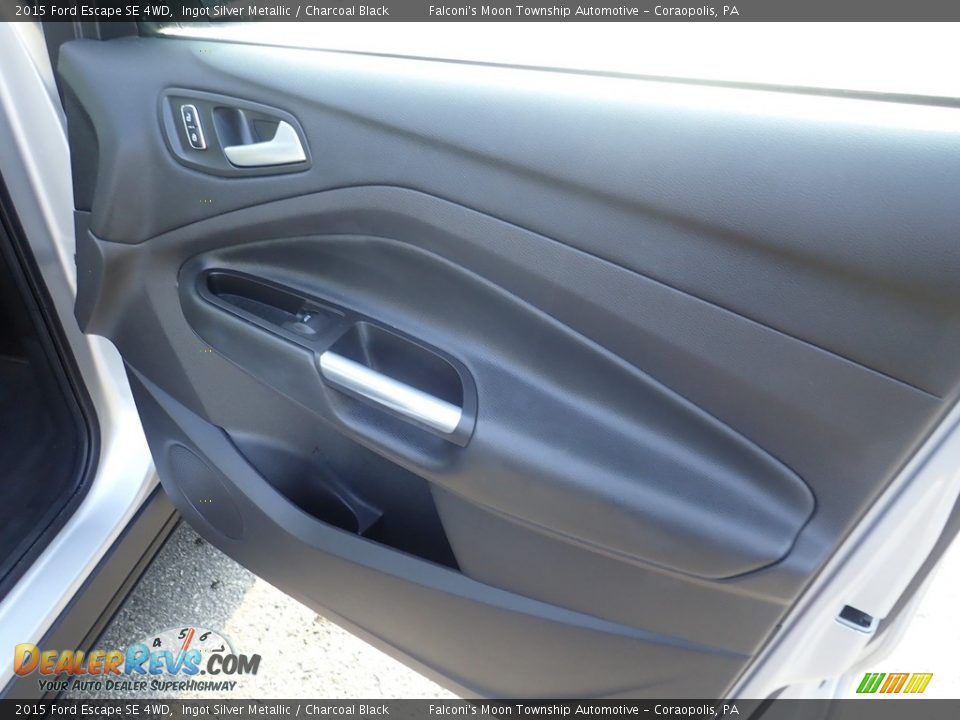 2015 Ford Escape SE 4WD Ingot Silver Metallic / Charcoal Black Photo #15