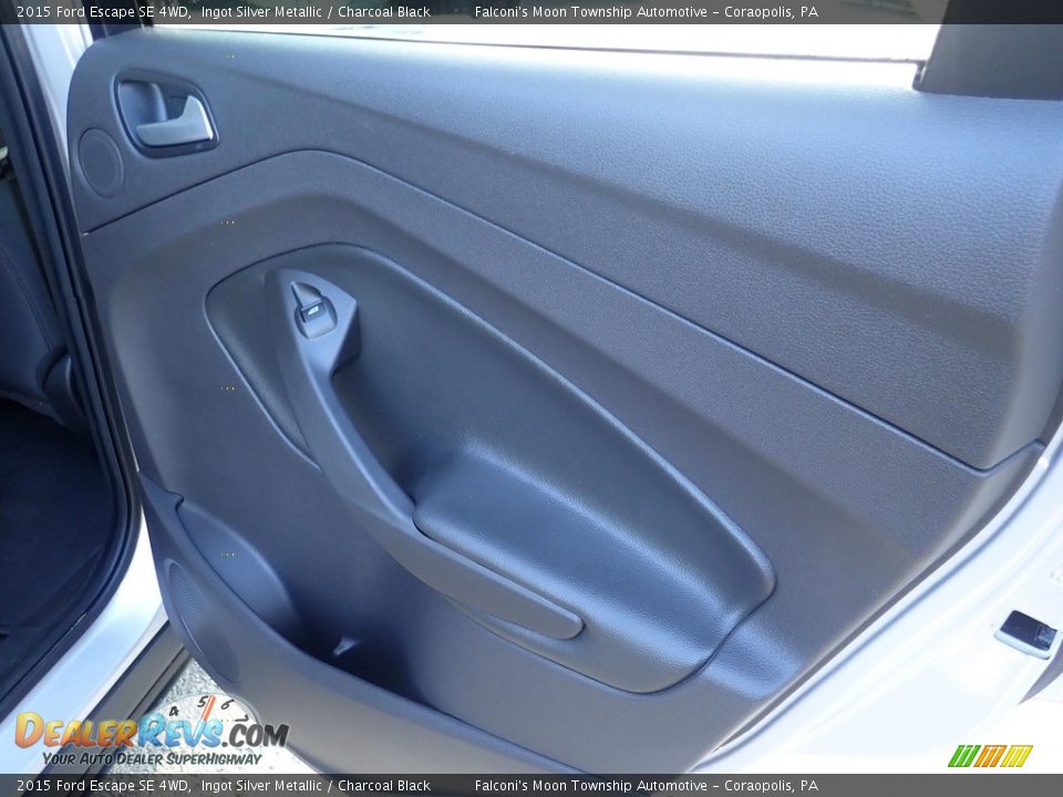 2015 Ford Escape SE 4WD Ingot Silver Metallic / Charcoal Black Photo #17