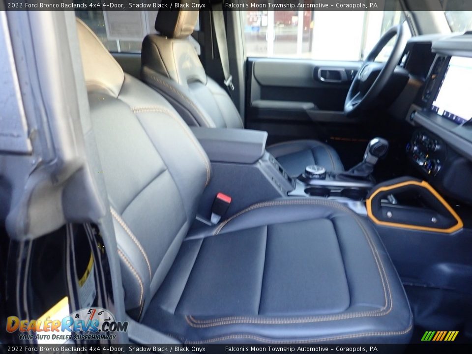 Front Seat of 2022 Ford Bronco Badlands 4x4 4-Door Photo #11