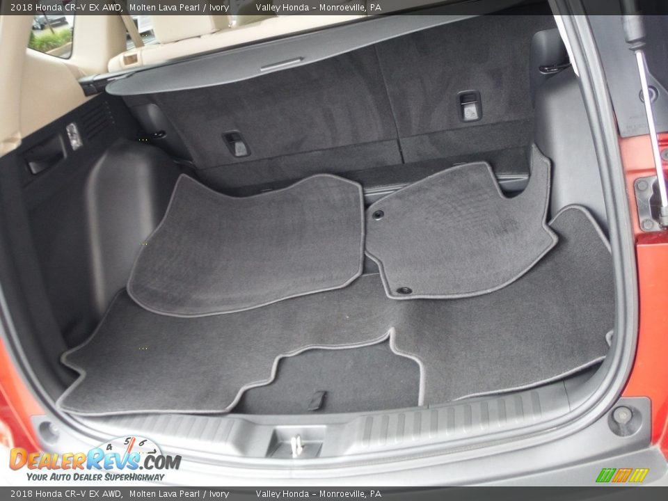 2018 Honda CR-V EX AWD Molten Lava Pearl / Ivory Photo #32