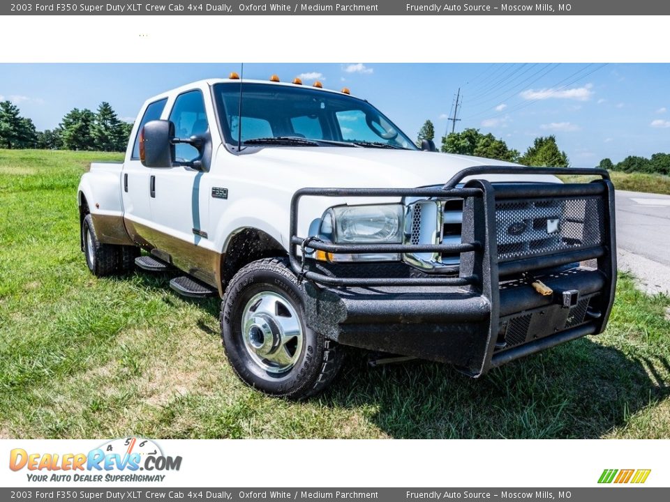 2003 Ford F350 Super Duty XLT Crew Cab 4x4 Dually Oxford White / Medium Parchment Photo #1