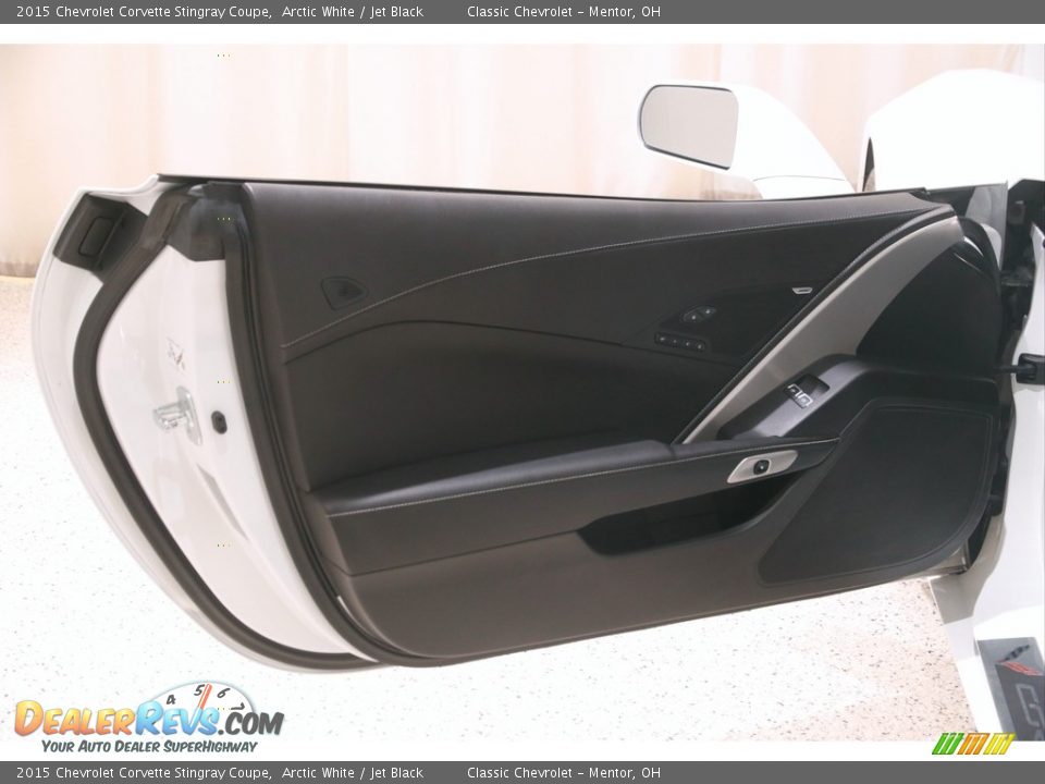 Door Panel of 2015 Chevrolet Corvette Stingray Coupe Photo #4