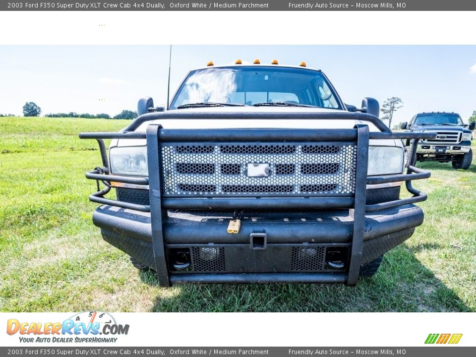 2003 Ford F350 Super Duty XLT Crew Cab 4x4 Dually Oxford White / Medium Parchment Photo #9