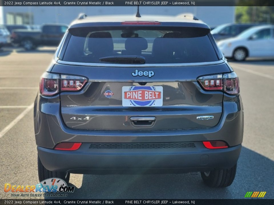 2022 Jeep Compass Latitude 4x4 Granite Crystal Metallic / Black Photo #7