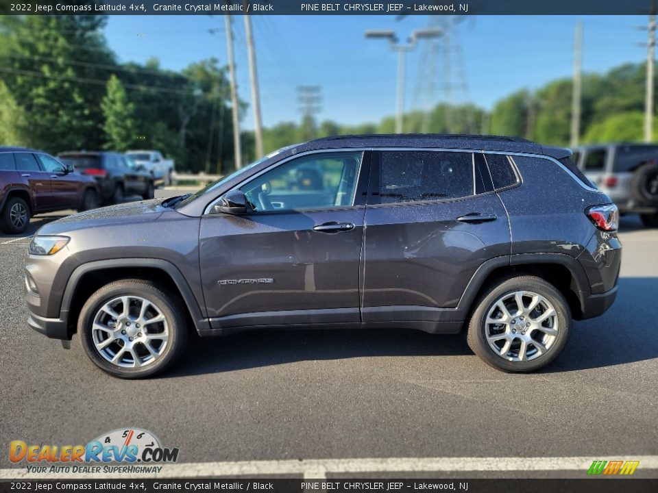 2022 Jeep Compass Latitude 4x4 Granite Crystal Metallic / Black Photo #4