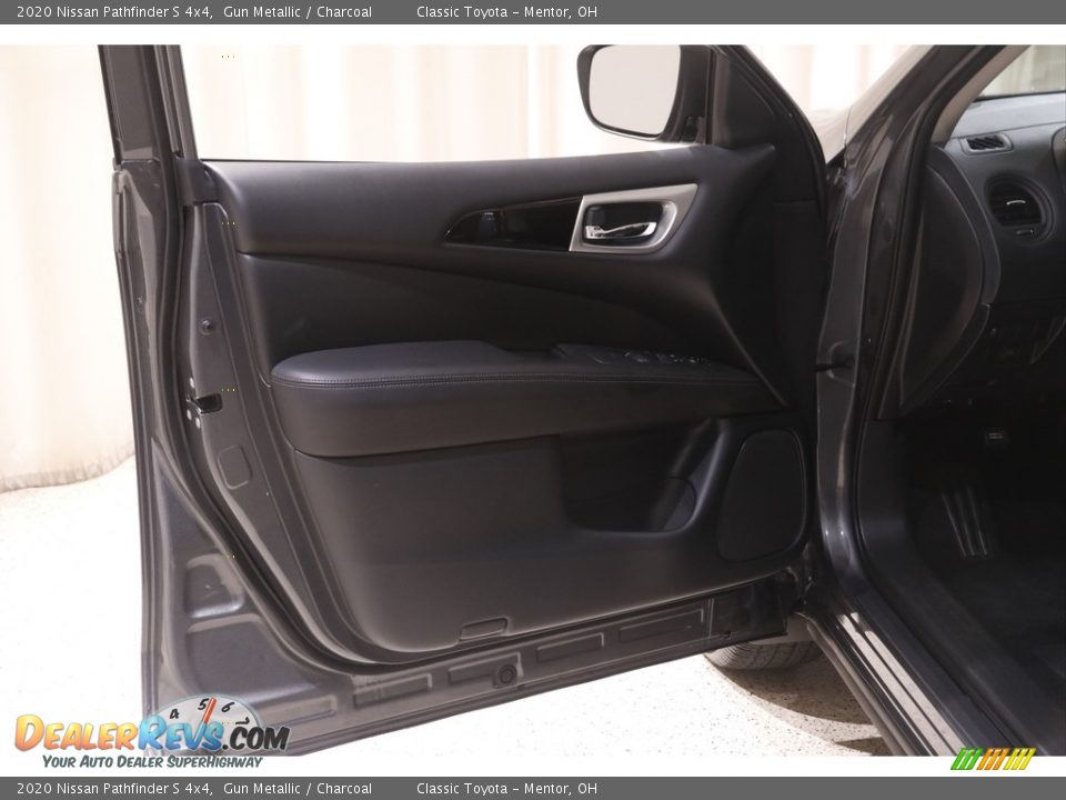 2020 Nissan Pathfinder S 4x4 Gun Metallic / Charcoal Photo #4