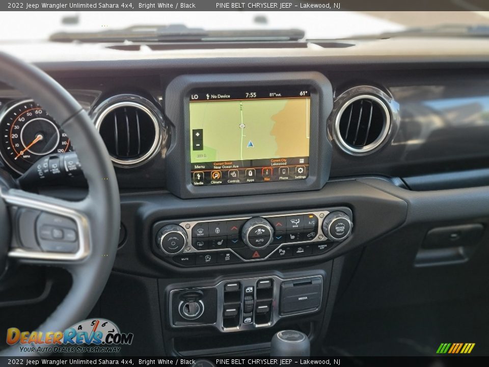 2022 Jeep Wrangler Unlimited Sahara 4x4 Bright White / Black Photo #10