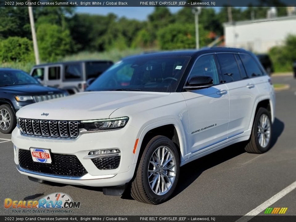 2022 Jeep Grand Cherokee Summit 4x4 Bright White / Global Black Photo #1