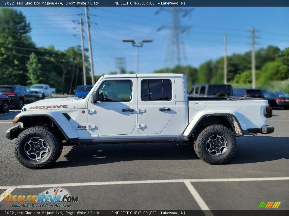 2022 Jeep Gladiator Mojave 4x4 Bright White / Black Photo #4