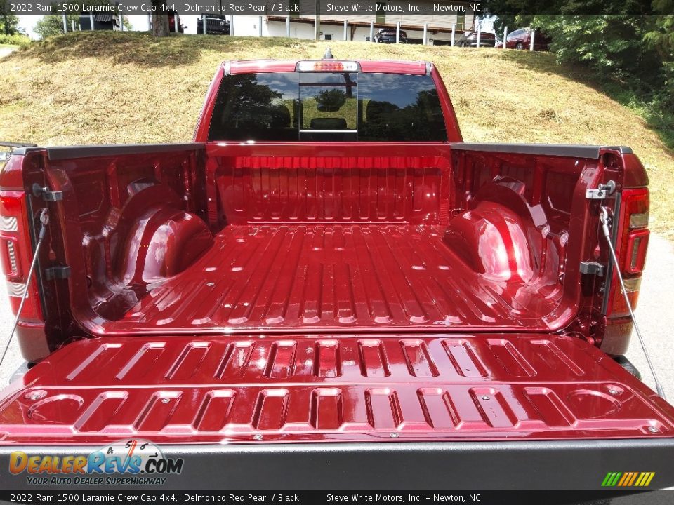 2022 Ram 1500 Laramie Crew Cab 4x4 Delmonico Red Pearl / Black Photo #8