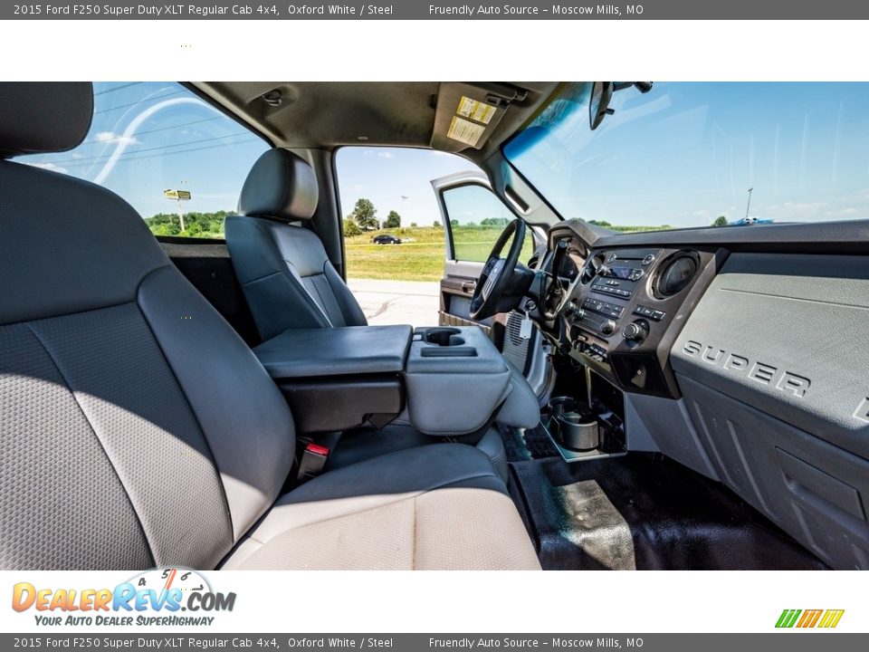 2015 Ford F250 Super Duty XLT Regular Cab 4x4 Oxford White / Steel Photo #22