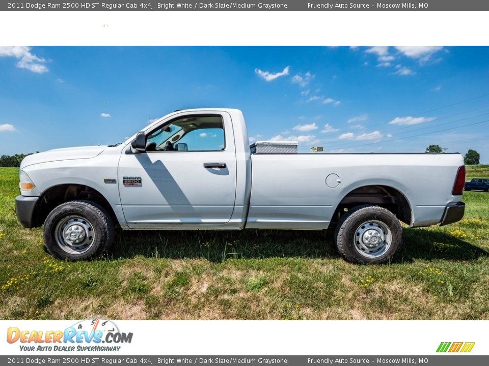 2011 Dodge Ram 2500 HD ST Regular Cab 4x4 Bright White / Dark Slate/Medium Graystone Photo #7